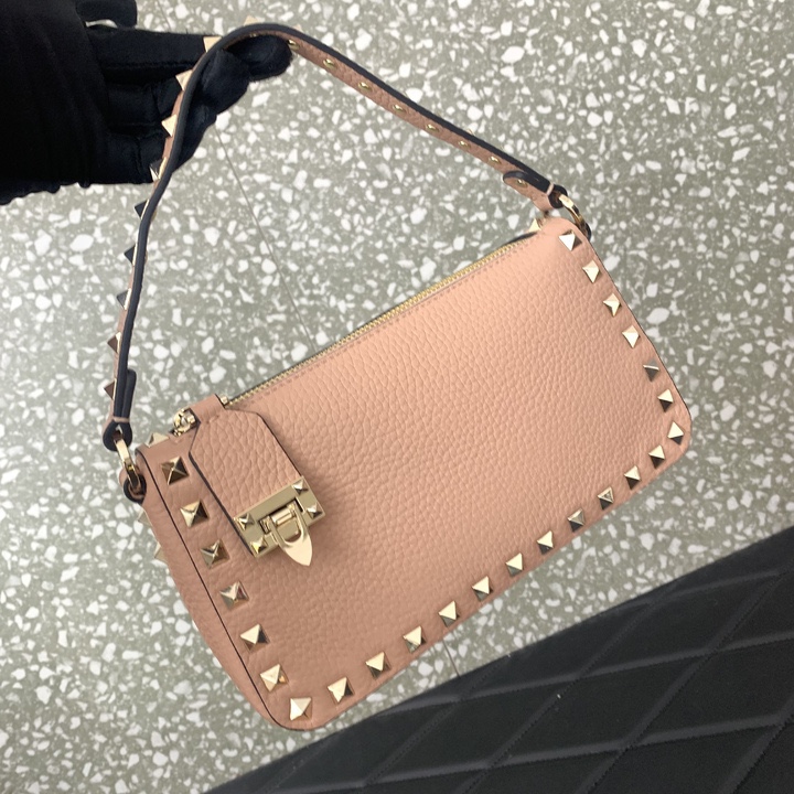 Valentino Garavani Rockstud Small Crossbody Bag in Rose Quartz Grainy Calfskin